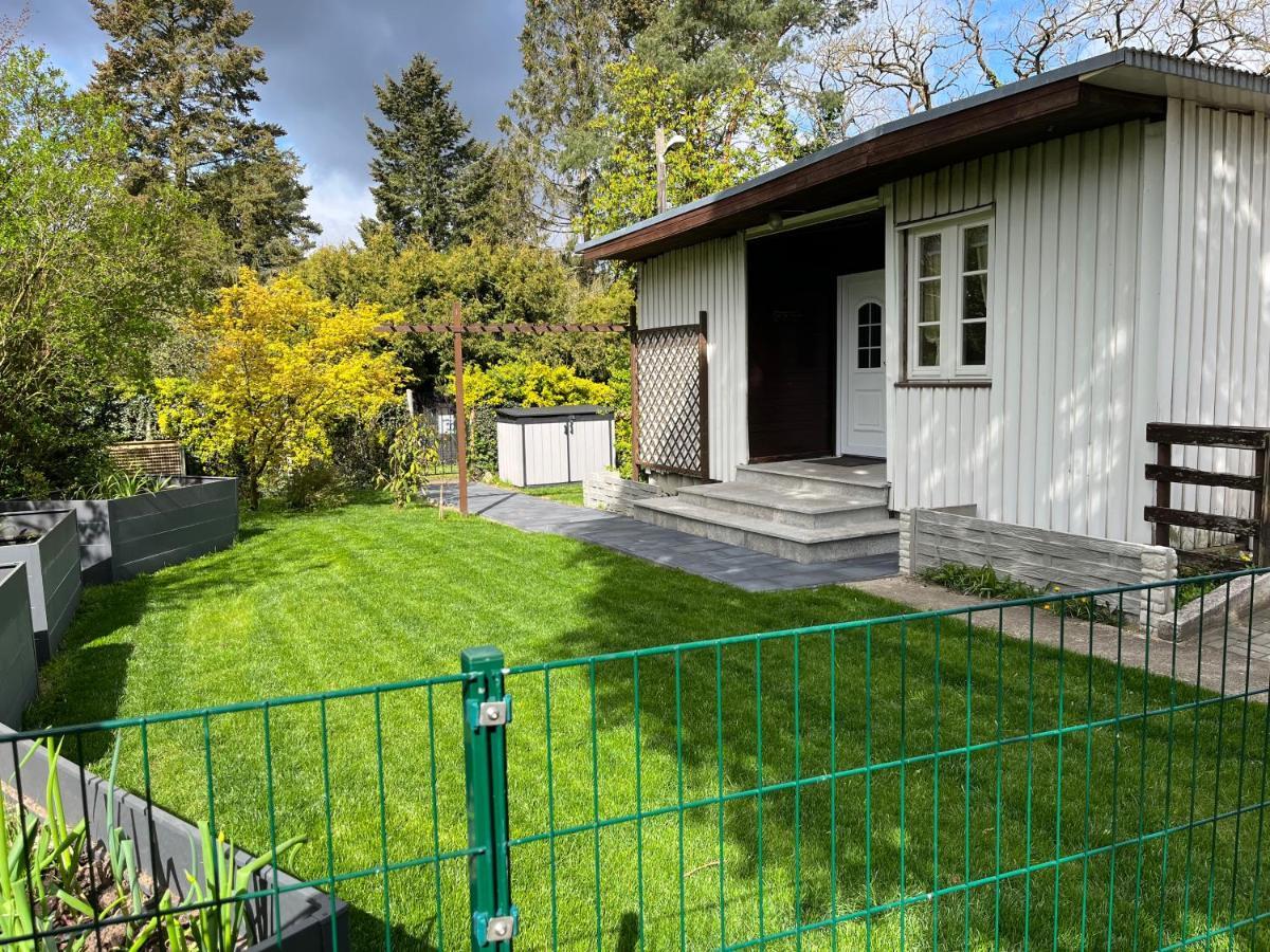 Villa Town Meets Country à Birkenwerder Extérieur photo